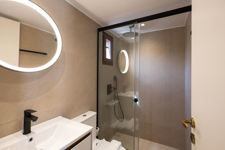 Shower 5, Maratho Villa - with Private Pool, Crete