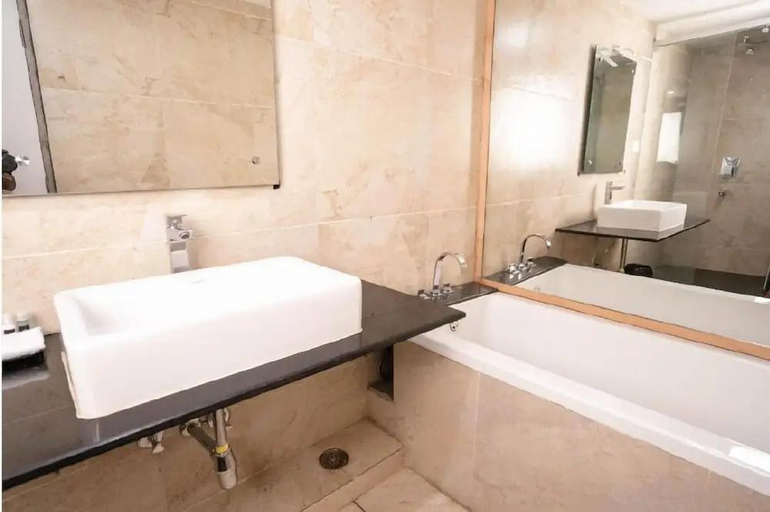 Bathroom 3, Samasth Palatial Hotel, Mysore