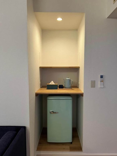 Others 3, Blue Star Hotel, Otari