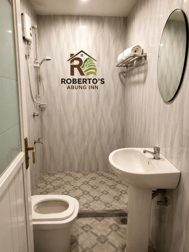 Bathroom, Batad Roberto's Abung Inn and Restaurant, Banaue