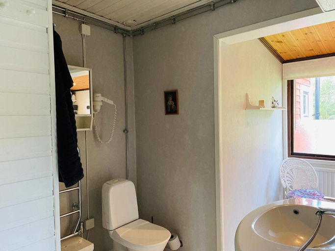 Bathroom, person holiday home in MOLLTORP-By Traum, Karlsborg
