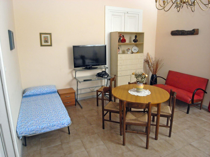 Bedroom 2, AG Home Adragna, Catania