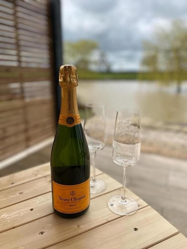 Food & Drinks 5, New Farm Holidays, Cheshire East
