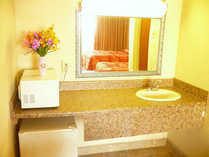Bathroom, Casa del Sol Motel, Cape May