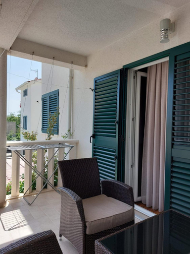 Others 5, Apartment Dario, Vodice