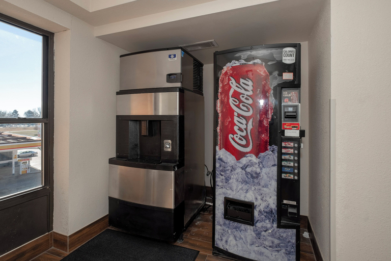 Food & Drinks 5, Red Roof Inn Prattville, Elmore