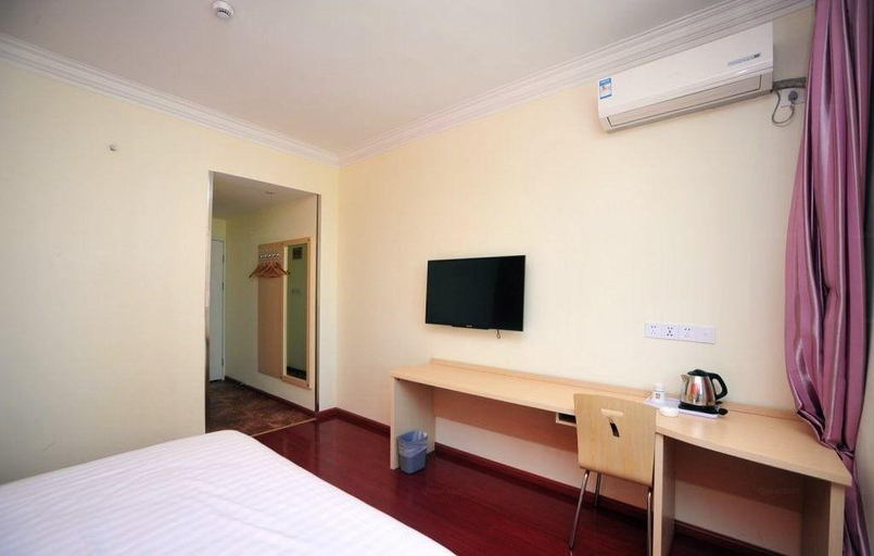 Others 3, 7 Days Inn Kunming Dongjiawan Telecom Building, Kunming