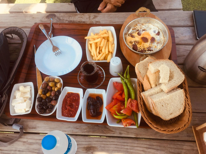 Food & Drinks 5, Ilä±ca Anatolia, İznik