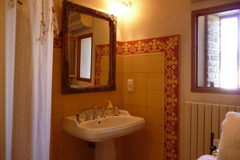 Bathroom 3, Manoir Saint Clair, Haute-Garonne