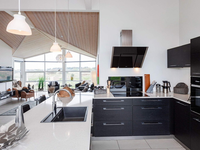 Others 4, 5 Star Holiday Home in Lokken, Hjørring