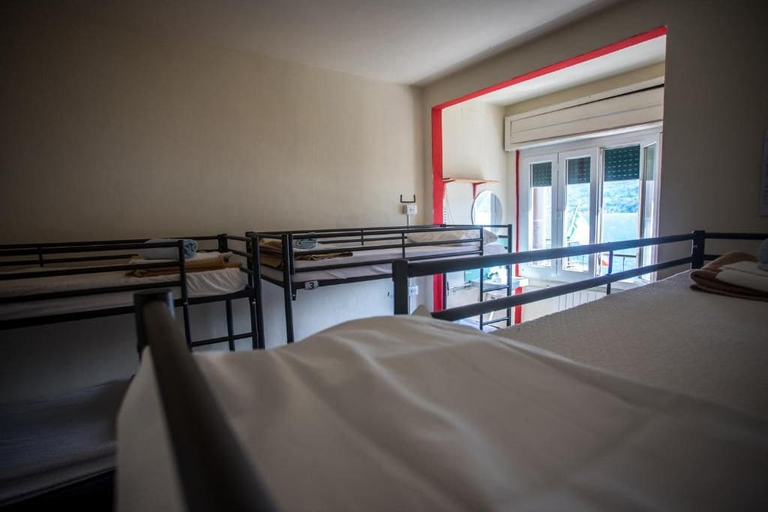 Bedroom 3, Lake Como Hostel, Como