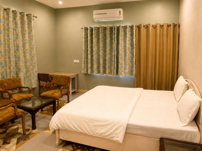 Bedroom 3, Wow relish in the Wild, Alwar