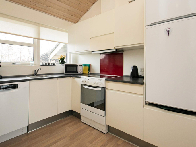 Others 4, 5 Star Holiday Home in Brovst, Jammerbugt