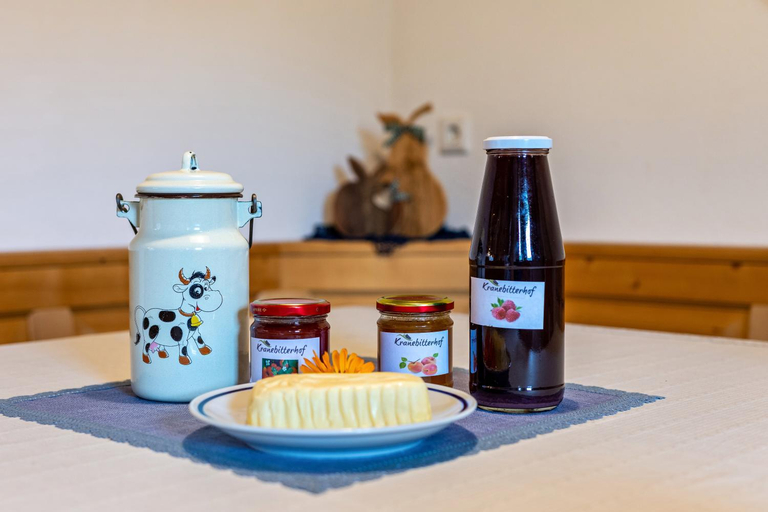 Food & Drinks, Kranebitterhof Apt Enzian, Bolzano