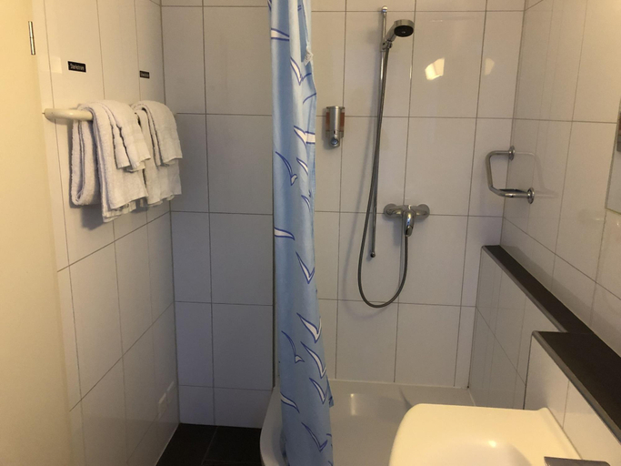 Bathroom 3, Sass Apart-Hotel, Olten