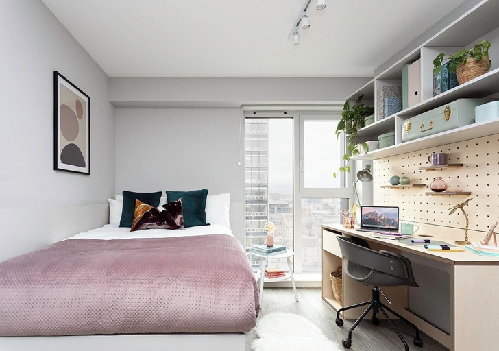 Room 3, Student Only Bridle Works, Glasgow