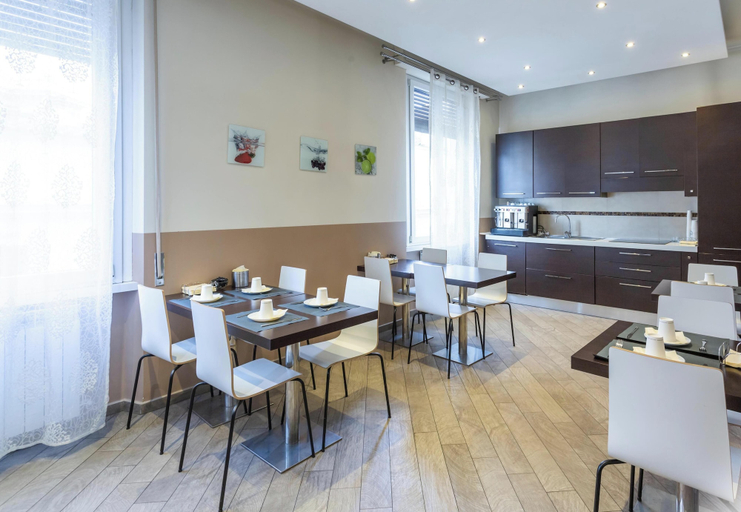 Food & Drinks 4, Hotiday Room Collection - Roma Barberini, Roma