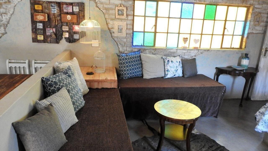 Public Area, Marulani Bush Lodge, City of Tshwane