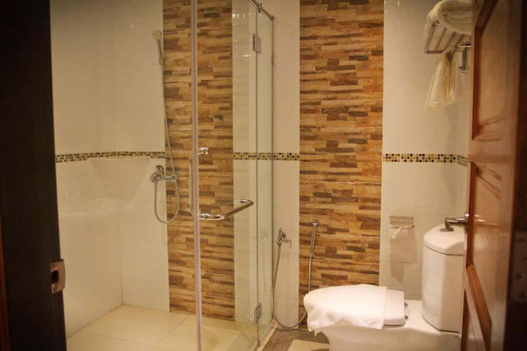 Bathroom 4, Ktc Hotel, Batang Padang