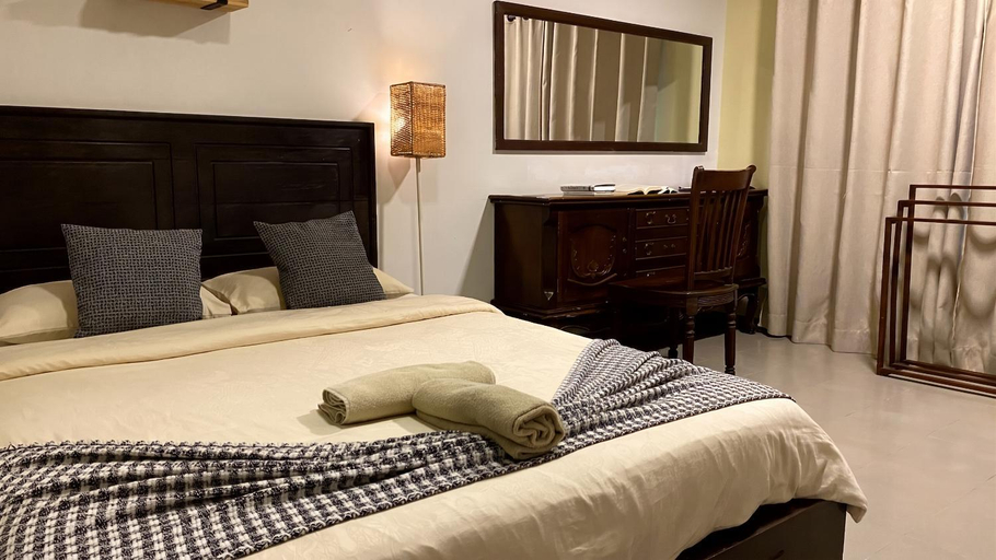 Bedroom 3, Drop Inn Hostels, Thimbirigasyaya