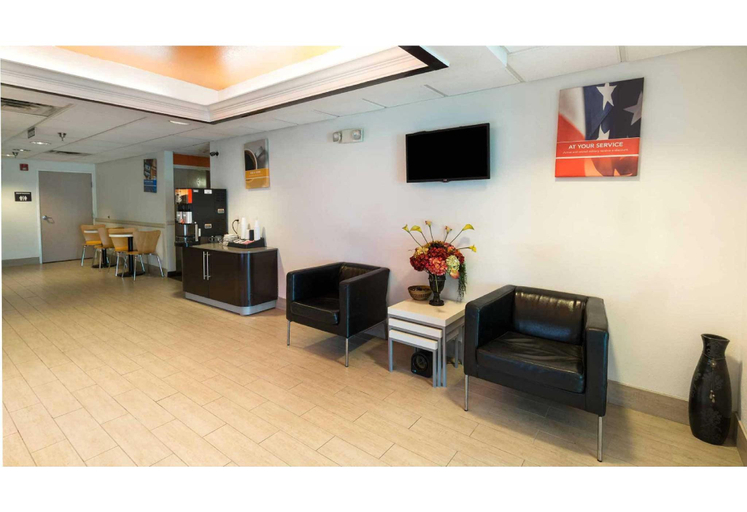 Public Area, Motel 6-Hillsboro, TX, Hill