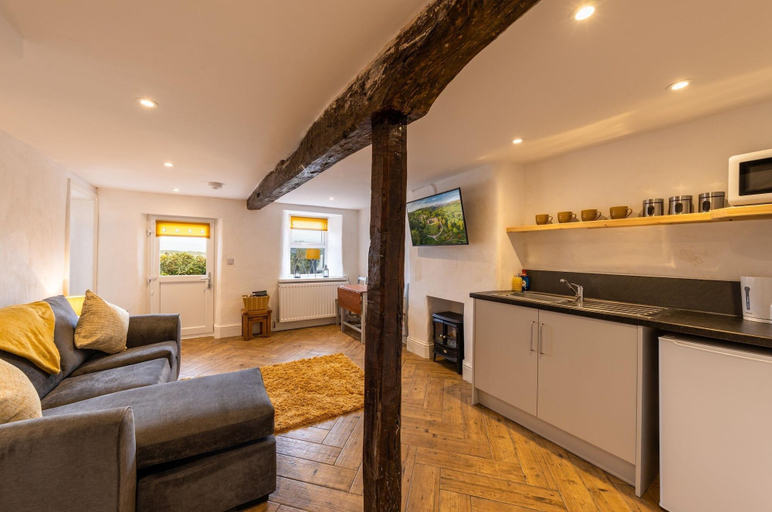 Others 5, Muncaster Cottages, Cumbria