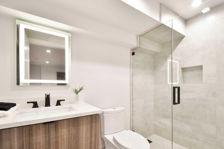 Bathroom 4, Webster By Avantstay Central Location W Hot Tub A, Summit