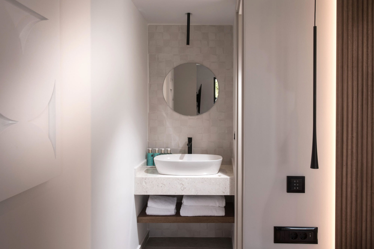 Bathroom 5, Noble Hotel Suites - Adults Only, Crete
