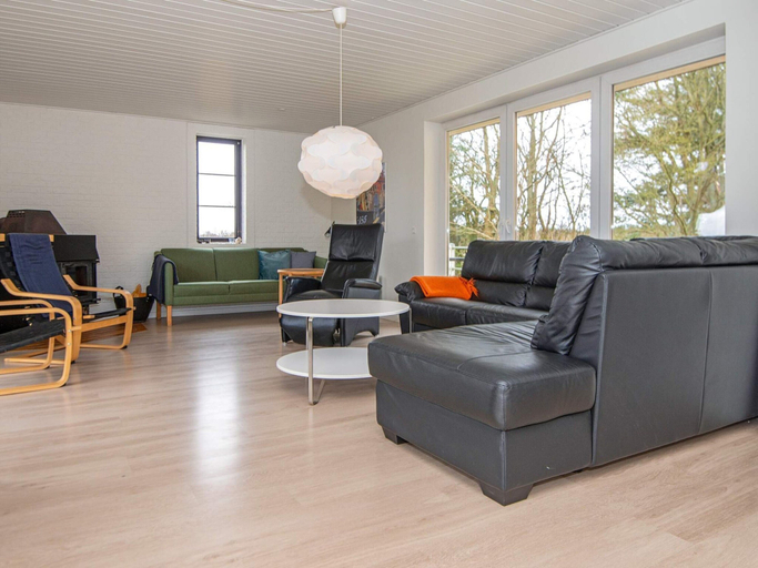 Others 4, 4 Star Holiday Home in Romo, Tønder