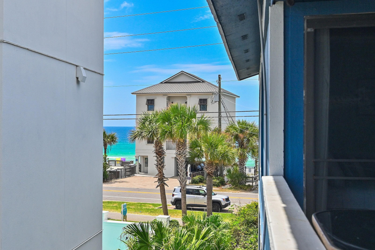 Interior 2, Lakeview #9 - Paradise By The Gulf, Walton