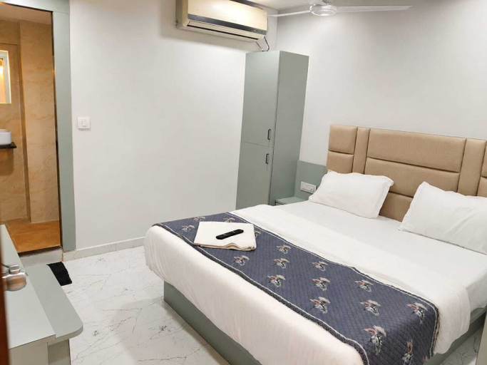 Room 3, Hotel sun sai, Ahmadabad