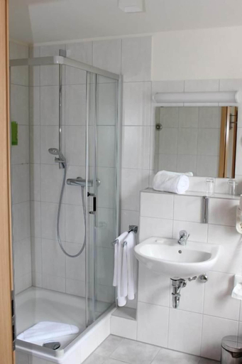 Bathroom 5, Boardinghouse My Maison, Schwalm-Eder-Kreis