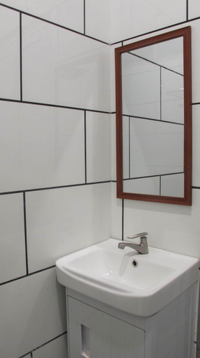 Bathroom, Multaqa Suite & Residence, Marang