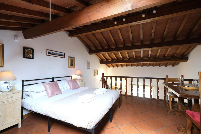 Room 4, Wine Apartments Florence Soave, Florence