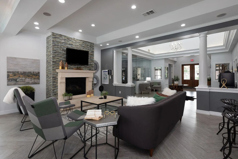 Property amenity 5, Landing Stunning 1bd, Gym, Collin