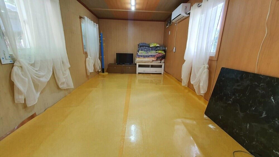 Bedroom 2, Wondumag Minbak, Pocheon