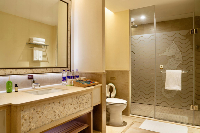 Bathroom 4, Chimelong Hengqin Bay Hotel, Zhuhai