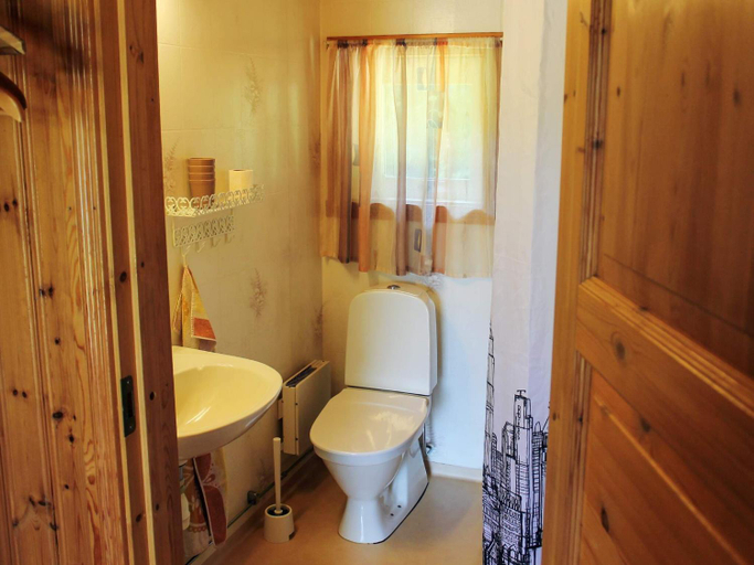Bathroom 2, person holiday home in TORSBY-By Traum, Torsby