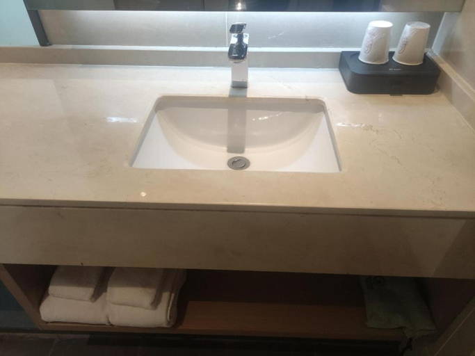 Bathroom 3, City Comfort Inn Jingzhou Gongan Chengshi Square, Jingzhou