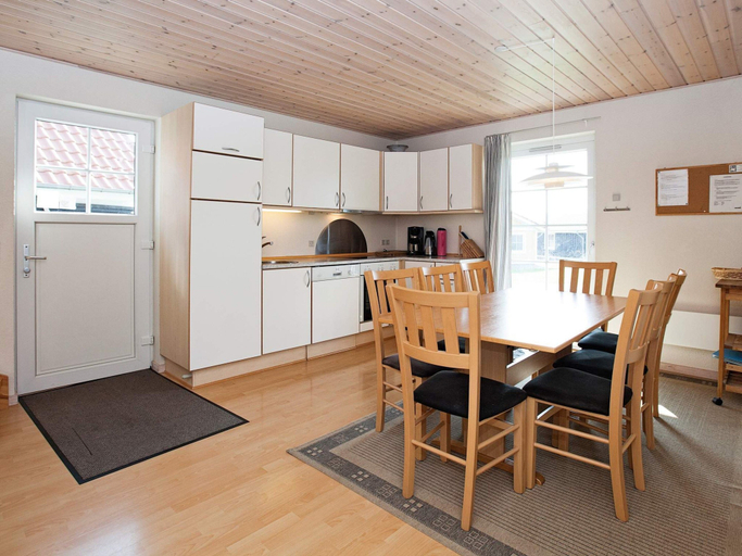 Others 5, 6 Person Holiday Home on a Holiday Park in Grasten, Sønderborg
