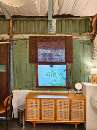 Others, Jerry's Mazehut Hostel, Tainan