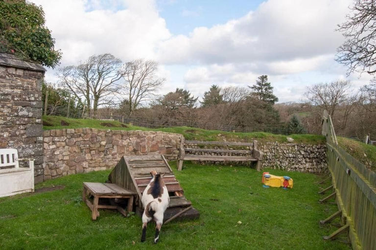 Others 5, Fosfelle Cottages, Devon