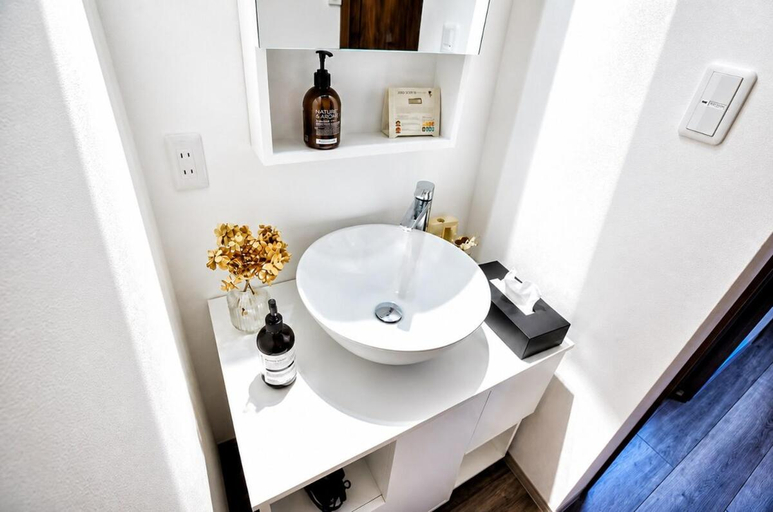 Bathroom 3, SAUNA FOREST CABIN 軽井沢 御代田 A棟 zen-asobi, Miyota