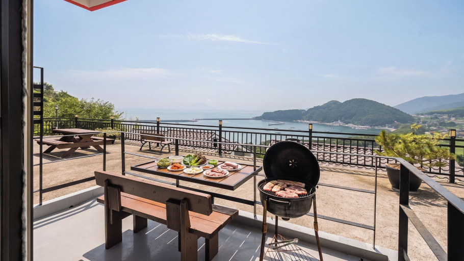 Others 5, Namhae Aria Spa Pension, Namhae
