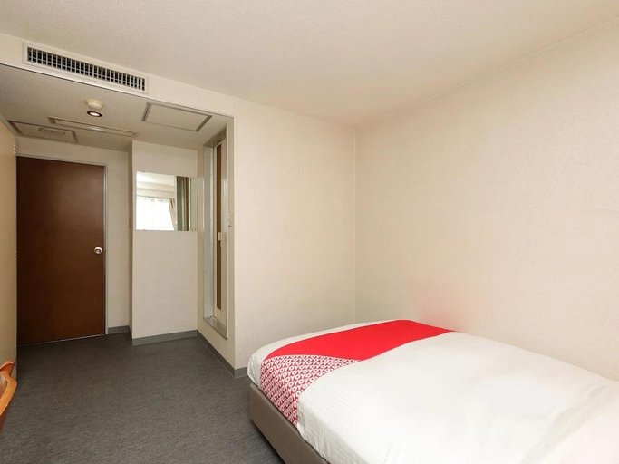 Bedroom 5, Nobeoka Washington Hotel, Nobeoka