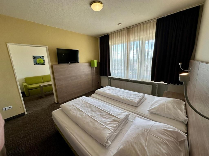 Bedroom 3, Guesthouse Fernblick, Heilbronn