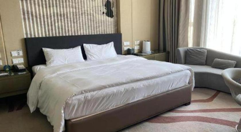 Bedroom 3, Urumqi Tianyuan Hotel, Ürümqi