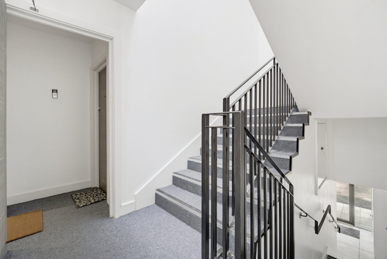 Interior 2, 2-Bed with Balcony in Northfields -Apt 2, London