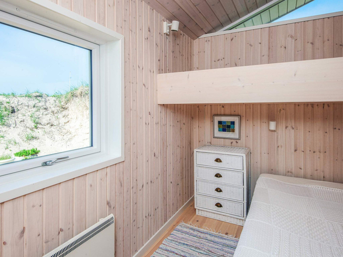 Others 4, 4 Star Holiday Home in Blokhus-by Traum, Jammerbugt