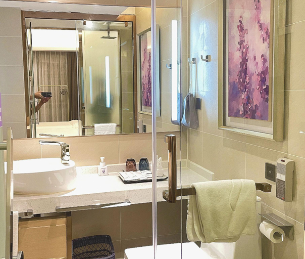 Bathroom 4, Lavande Hotel Duyun Dashizi Wenfeng Park, Qiannan Buyei and Miao